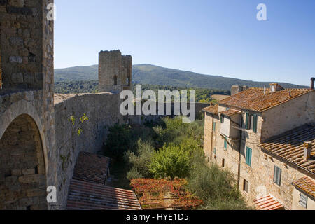 Une partie des fortifications entourant Monteriggioni, Toscane Banque D'Images