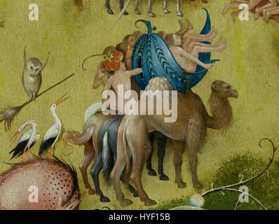 Le *jardin des délices terrestres* de Hieronymus Bosch est un triptyque renommé du XVe siècle. Le panneau central présente une représentation détaillée de créatures fantastiques, dont un chameau, symbolisant la nature surréaliste et symbolique du travail de Bosch. Banque D'Images