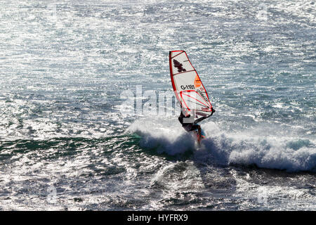 Planche à voile à surfers point au sud de Margaret River, au sud ouest de l'Australie. Banque D'Images