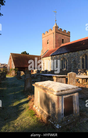 L'église de St Jean le Baptiste, Lewes, Glenlee Guest House Banque D'Images