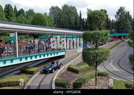 L'Autopia ride à Disneyland Paris, France. Banque D'Images