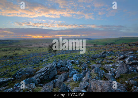 Coucher de soleil spectaculaire sur la Colline Stowes East de Bodmin Moor Banque D'Images