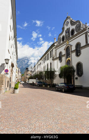 Bâtiments traditionnels dans la ville médiévale de Hall, Tirol, Autriche Banque D'Images