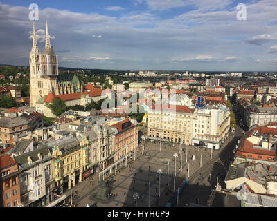 Vue de dessus de la place Ban Jelacic à Zagreb, Croatie Banque D'Images