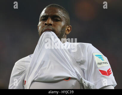 Cologne, Allemagne. 4ème apr 2017. Bundesliga journée 27, 1. FC Koeln vs SG Eintracht Frankfurt : Anthony Modeste (Koeln) déçu. Credit : Juergen Schwarz/Alamy Live News Banque D'Images