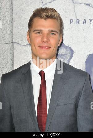 Chris Zylka à arrivés pour la saison 3, les restes de Premiere Avalon Hollywood, Los Angeles, CA, le 4 avril 2017. Photo par : Dee Cercone/Everett Collection Banque D'Images