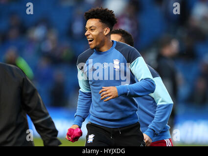 Birmingham City's Josh Dacres-Cogley l'échauffement avant le match Banque D'Images