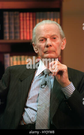 Portrait du légendaire chef d'antenne et de la télévision David Brinkley 10 avril 1997 à Washington, DC. Banque D'Images