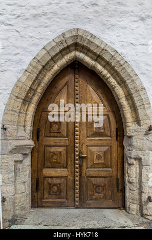 Porte antique à Tallinn Banque D'Images