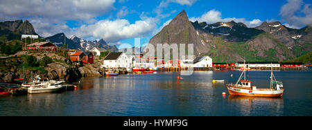 Reine village de pêcheurs, de Hamnoy, Moskenes, îles Lofoten, Norvège Banque D'Images