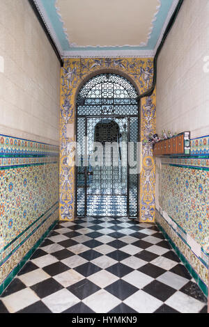 Cadix espagne- 31 Mars : entrée de maison typique de cette ville, l'architecture populaire du xixème siècle, l'architecture traditionnelle à Cadix, Andalousie, s Banque D'Images