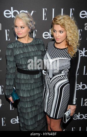 L'actrice Debby Ryan (l) et la chanteuse Tori Kelly (r) arrive à la 6e conférence annuelle ELLE Women In Music célébration présenté par eBay au Boulevard3 le 20 mai 2015 à Hollywood, Californie. Banque D'Images