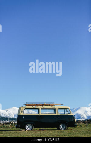 Volkswagen T2 à Pyrénées catalanes, Espagne Banque D'Images