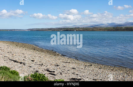 Détroit de Menai à Anglesey au nord du Pays de Galles Banque D'Images