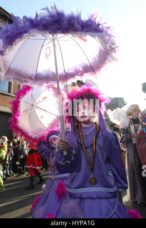 Le carnaval de Binche, Belgique est reconnue par l'UNESCO comme chef-d'oeuvre du patrimoine oral et immatériel de l'humanité. Banque D'Images