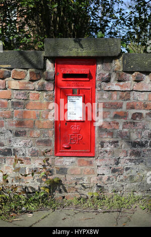 Bureau de poste post box, UK Banque D'Images