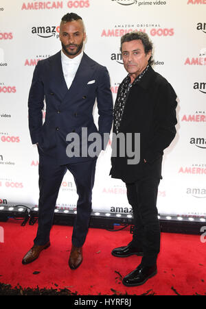 Ricky Whittle et Ian McShane arrivent pour la première projection de American Gods à l'un de Marylebone à Londres avant son lancement officiel le 1er mai. Banque D'Images