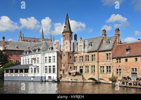 L'affichage classique des canaux de Bruges. La Belgique. Banque D'Images