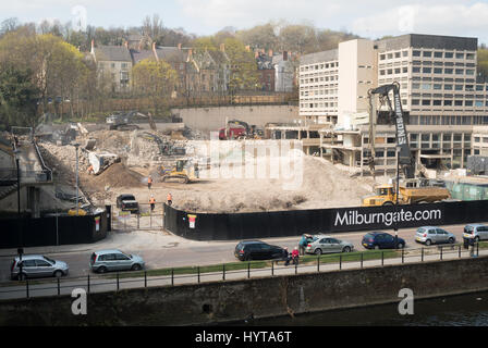 Démolition de l'ancien Bureau des passeports dans la ville de Durham, England, UK Banque D'Images