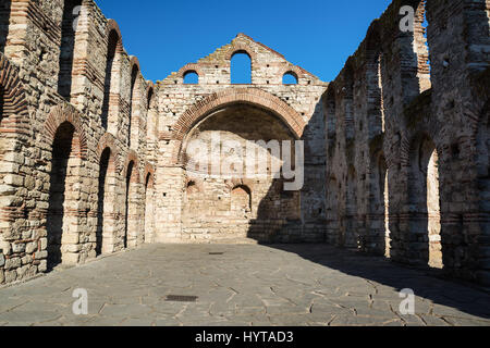 Ruines de l'ancienne église de Sainte-sophie de Nessebar, Bulgarie. Stara Mitropolia. Vieille Église métropolitaine. Banque D'Images