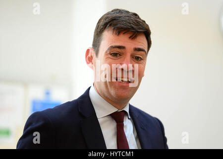 Direction du travail contender Andy Burnham adresse à un public à Édimbourg Banque D'Images