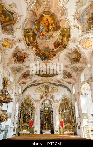 Église de pèlerinage de Maria Hilf, nef avec fresques au plafond par Johann Georg Lederer, intérieur rococo, Klosterlechfeld, Souabe Banque D'Images