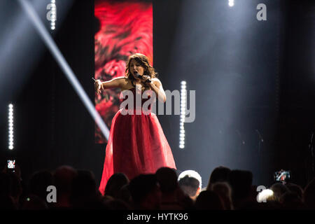 Tanya Tagaq effectue avec A Tribe Called Red à la remise des Prix Juno 2017. Banque D'Images