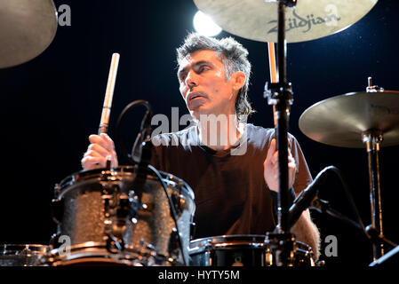 Barcelone - 3 juin : le batteur de Shellac (band) se produit en concert au Primavera Sound Festival 2016 le 3 juin 2016 à Barcelone, Espagne. Banque D'Images