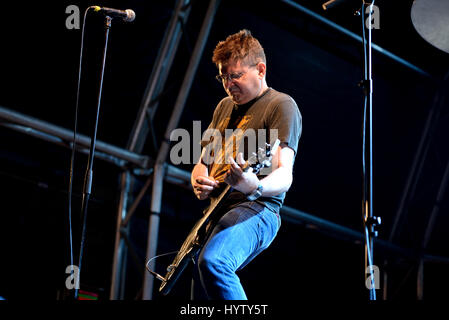 Barcelone - 3 juin : le batteur de Shellac (band) se produit en concert au Primavera Sound Festival 2016 le 3 juin 2016 à Barcelone, Espagne. Banque D'Images