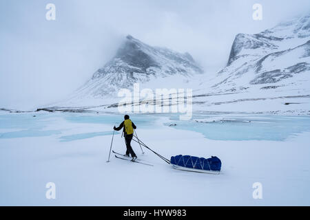 Ski de randonnée dans la région et le parc national d'Abisko, Suède, Europe Banque D'Images