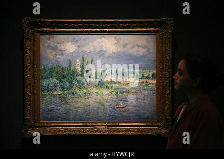 Sotheby's Londres, Royaume-Uni. 7 avr, 2017. Membres de Sotheby's ressemble à Vétheuil 1880 par Claude Monet est $4m à $6m. La pièce fait partie d'une collection à partir d'un éventail d'artistes tels que Andy Warhol, David Hockney et Monet qui sera disponible à une soirée d'Art Contemporain aux enchères à New York le 18 mai 2017, les pièces sont exposées à Londres du 7 au 12 avril. Credit : Dinendra Haria/Alamy Live News Banque D'Images