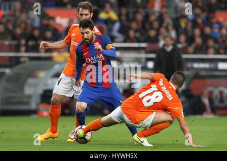 Barcelone, Espagne. 26 avril, 2017. La Liga , jeu 34. Photo Leo Messi montrent en action au cours de match entre le FC Barcelone contre Osasuna au Camp Nou01.12.2016 Barcelone. Gtres más información : crédit en ligne Comuniación,S.L./Alamy Live News Banque D'Images