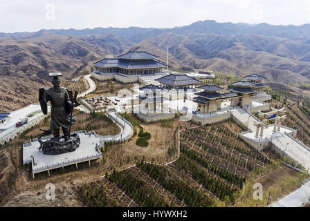 Wuzhon Wuzhon, Chine. 5ème apr 2017. Wuzhong, CHINE 5 Avril 2017 : (usage éditorial uniquement. Chine OUT) .La Gorge Qingtong Wuzhong, dans le nord-ouest de la Chine, région autonome du Ningxia Hui, avril 4th, 2017. Crédit : SIPA Asie/ZUMA/Alamy Fil Live News Banque D'Images