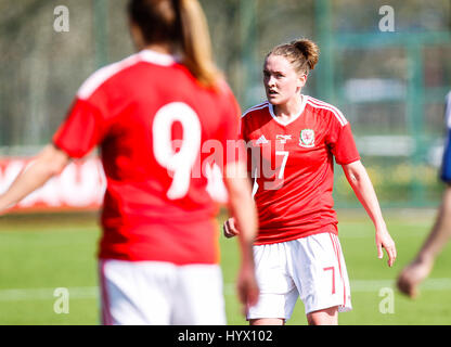 Ystrad Mynach, Pays de Galles, Royaume-Uni, 7 avril 2017 Rachel Rowe de Galles au cours de l'amicale internationale des femmes entre pays de Galles et en Irlande du Nord au centre de l'excellence sportive, Ystrad Mynach, au Pays de Galles. Credit : Glitch Images/Alamy Live News Banque D'Images