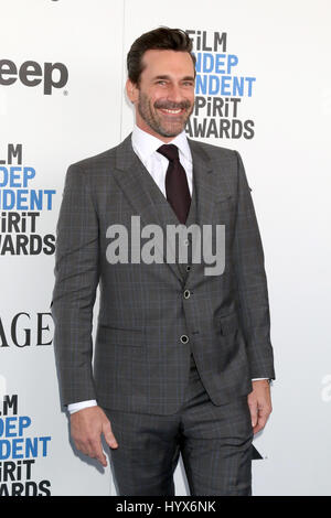 Santa Monica, CA, USA. Feb 25, 2017. LOS ANGELES - jan 25 : Jon Hamm à la 32e Annual Film Independent Spirit Awards au Beach le 25 février 2017 à Santa Monica, CA : Crédit Kathy Hutchins/via Zuma Zuma/fil Wire/Alamy Live News Banque D'Images