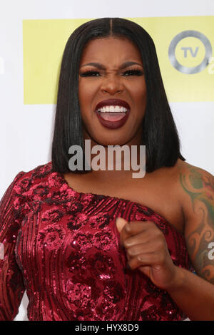 Pasadena, CA, USA. Feb 11, 2017. LOS ANGELES - jan 11 : Ta'Rhonda Jones à la 48ème NAACP Image Awards Les arrivées à Pasadena Conference Centre le 11 février 2017 à Pasadena, CA Crédit : Kathy Hutchins/via Zuma Zuma/fil Wire/Alamy Live News Banque D'Images