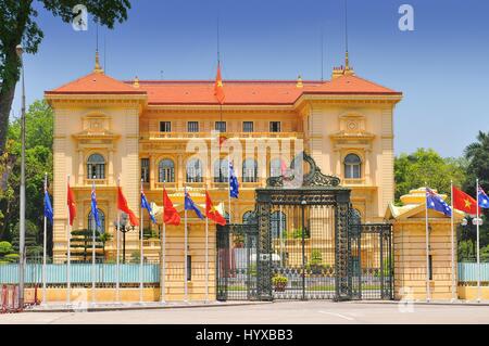 Vietnam, Hanoi, Le Palais Présidentiel du Vietnam, situé dans la ville de Hanoi, la maison de l'indochine Gouverneur général français. Banque D'Images