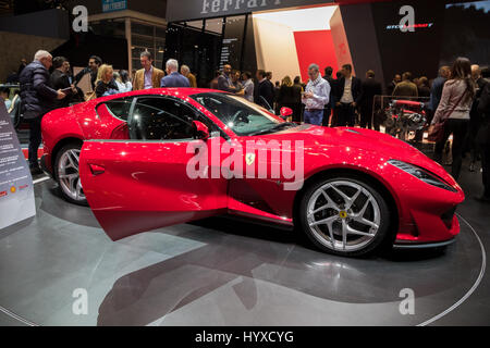 Genève, SUISSE - Le 8 mars 2017 : nouvelle Ferrari 812 Superfast sports car présenté à la 87e Salon International de l'Automobile de Genève. Banque D'Images