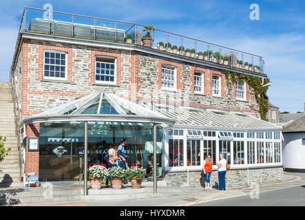 Le Cornwall Padstow cornwall Padstow restaurant de fruits de mer propriétaire Rick Stein Padstow Cornwall Harbour west country england uk gb eu Europe Banque D'Images