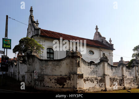 Galle Sri Lanka Galle Fort Eglise néerlandaise réformée construite autour de 1755 vue depuis la rue du milieu Banque D'Images