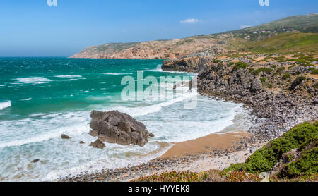 Vue côtière près de Praia do Guincho, Costa Vicentina, Portugal Banque D'Images