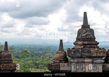 Temple de Borobudur, Yogyakarta, Indonésie, le plus grand temple bouddhiste du monde, UNESCO World Heritage Site Banque D'Images