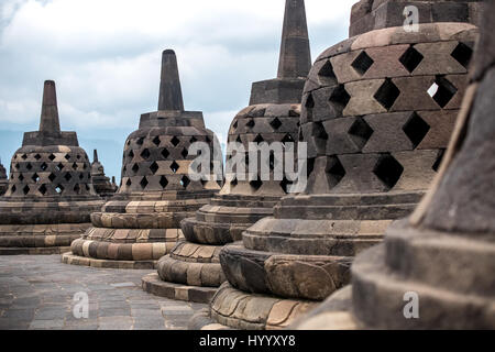 Temple de Borobudur, Yogyakarta, Indonésie, le plus grand temple bouddhiste du monde, UNESCO World Heritage Site Banque D'Images