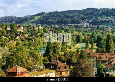 Panorama de la ville et de la rivière de l'Aare, Berne, Suisse. Vu à partir de la Bundesterrasse Banque D'Images