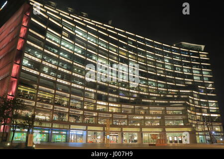 Eslite book store à Taipei à Taiwan. Eslite est l'une des plus grandes chaînes de vente au détail à Taiwan. Banque D'Images