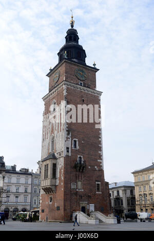 21 mars 2017 - Oswiecim, Pologne - 20170321 - l'Hôtel de Ville Tour surplombe la place principale de Cracovie, Pologne. (Crédit Image : © Chuck Myers via Zuma sur le fil) Banque D'Images