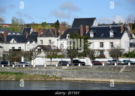 Montrichard rive droite, Cher, vallée du Cher, Loir-et-Cher, Center-Val de Loire, France, Europe, UNESCO World Heritage Centre Banque D'Images