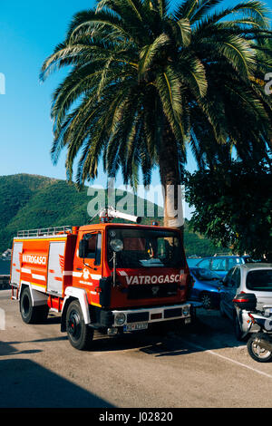 Bâtiment des pompiers à Perast. Service d'incendie. La baie de Kotor, Monténégro Banque D'Images