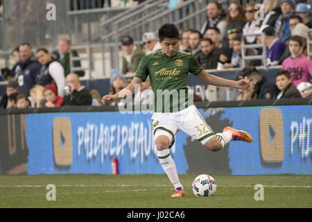 Chester, Pennsylvanie, USA. 8Th apr 2017. Portland Timbers defender, MARCO FARFAN, (32), dans l'action contre l'Union de Philadelphie au stade de l'énergie Talen Chester Pa Credit : Ricky Fitchett/ZUMA/Alamy Fil Live News Banque D'Images