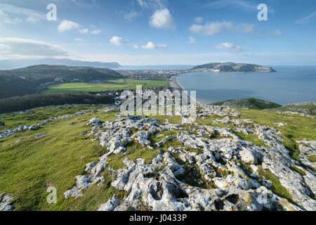 Vue depuis peu d'Ormes tête vers Llandudno dans le Nord du Pays de Galles UK Banque D'Images